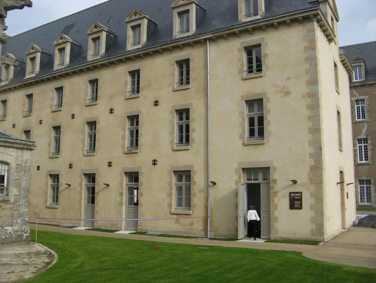 L'internat Sainte Anne Saint Louis — free download